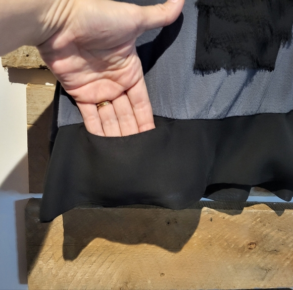 Kensie Gray and Black Women's Top - Picture 2 of 6